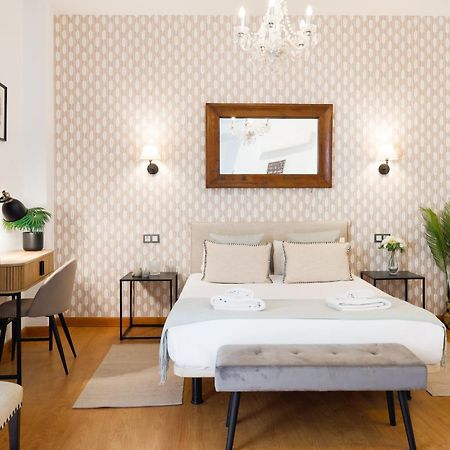 C15 - Charming Modern Studio In The Centre Málaga Kültér fotó